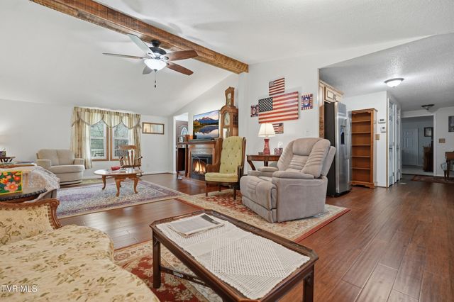 7209 Hunsucker Road, Norton, VA 24273