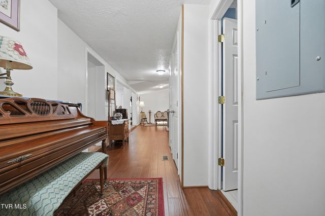 7209 Hunsucker Road, Norton, VA 24273