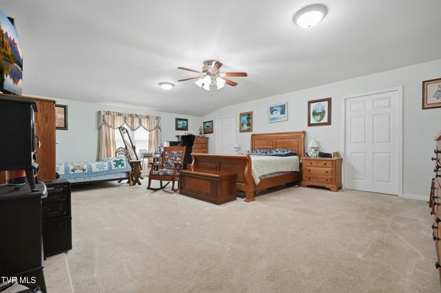 7209 Hunsucker Road, Norton, VA 24273