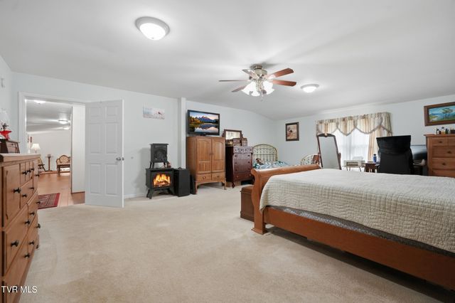 7209 Hunsucker Road, Norton, VA 24273
