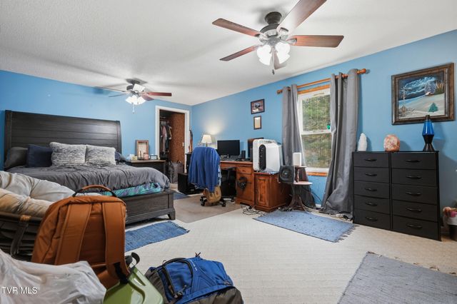 7209 Hunsucker Road, Norton, VA 24273