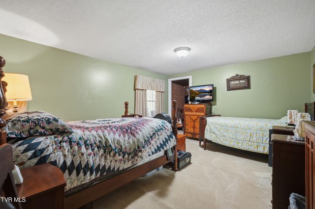 7209 Hunsucker Road, Norton, VA 24273