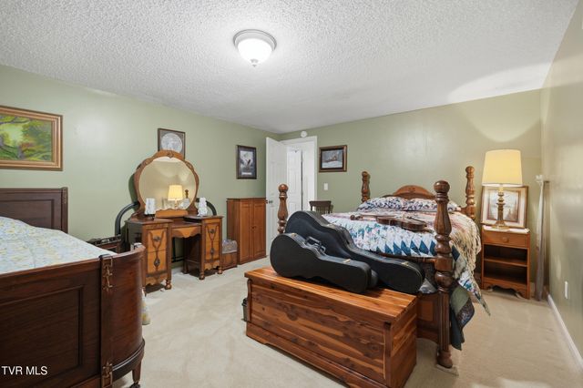 7209 Hunsucker Road, Norton, VA 24273