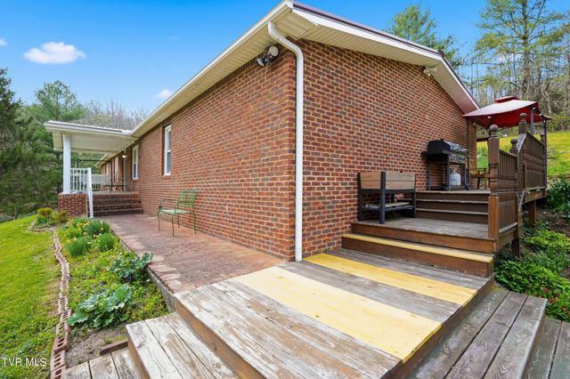 7209 Hunsucker Road, Norton, VA 24273