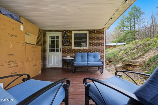 7209 Hunsucker Road, Norton, VA 24273