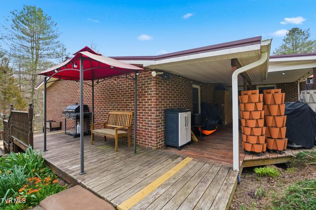 7209 Hunsucker Road, Norton, VA 24273