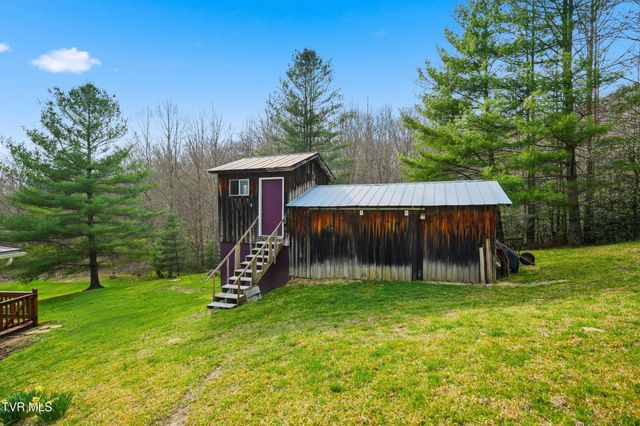 7209 Hunsucker Road, Norton, VA 24273