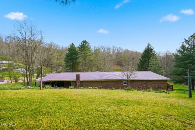 7209 Hunsucker Road, Norton, VA 24273