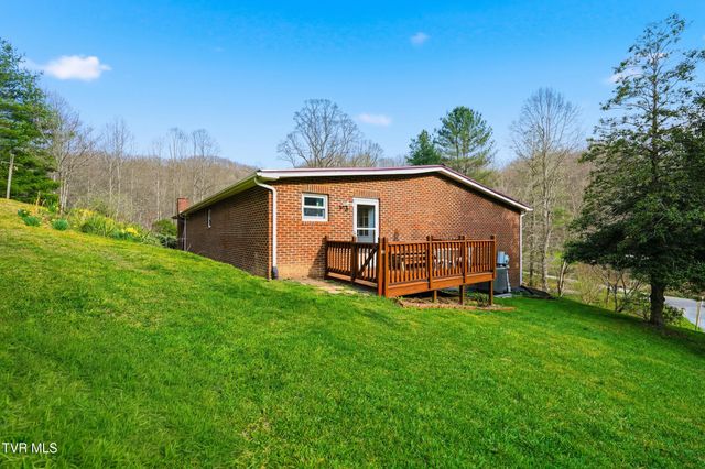 7209 Hunsucker Road, Norton, VA 24273