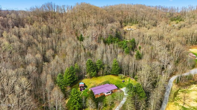 7209 Hunsucker Road, Norton, VA 24273