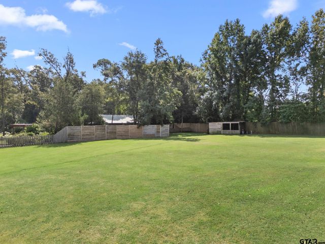 17924 CR 2332, Whitehouse, TX 75791