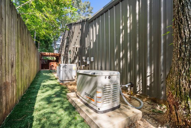 17924 CR 2332, Whitehouse, TX 75791