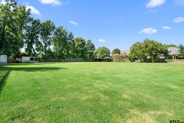 17924 CR 2332, Whitehouse, TX 75791