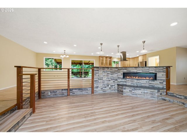 224 Ne 22ND Ave, Camas, WA 98607