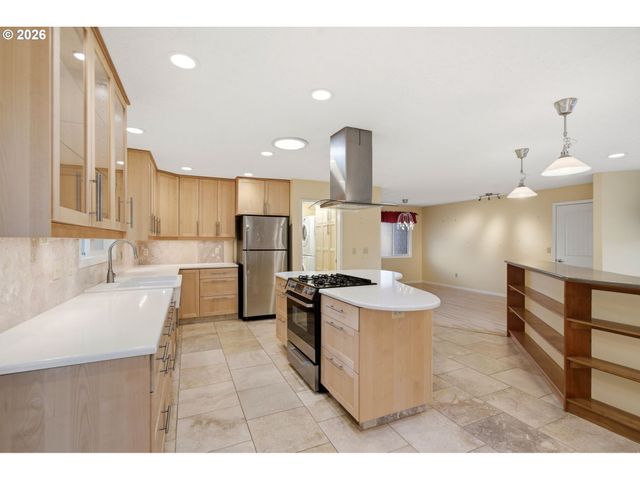 224 Ne 22ND Ave, Camas, WA 98607