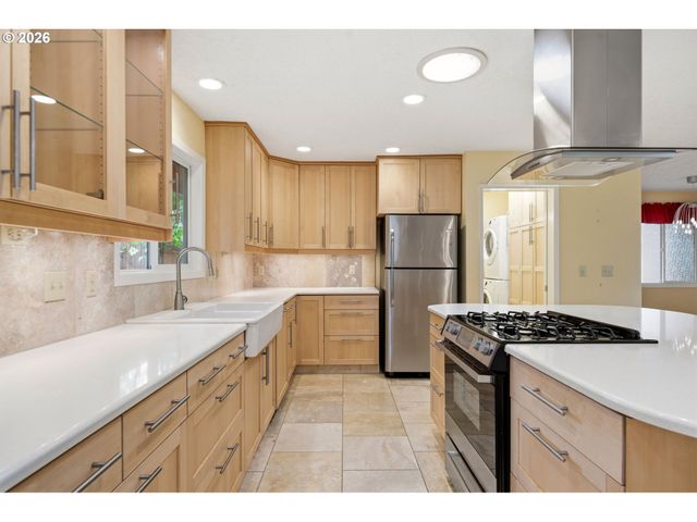 224 Ne 22ND Ave, Camas, WA 98607