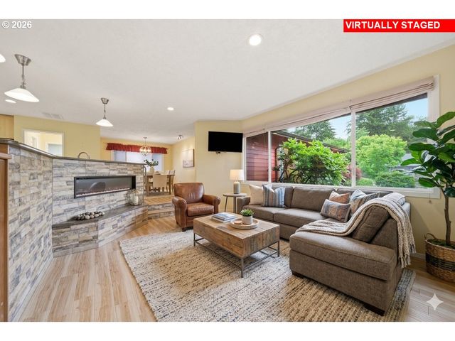 224 Ne 22ND Ave, Camas, WA 98607