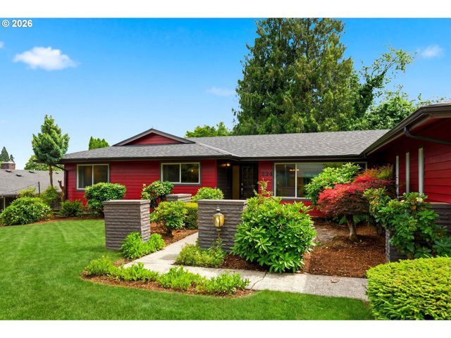 224 Ne 22ND Ave, Camas, WA 98607