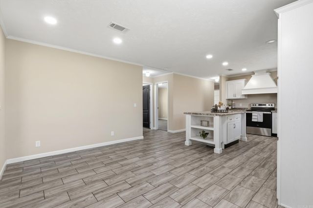 160 Oak Grove, Austin, AR 72007