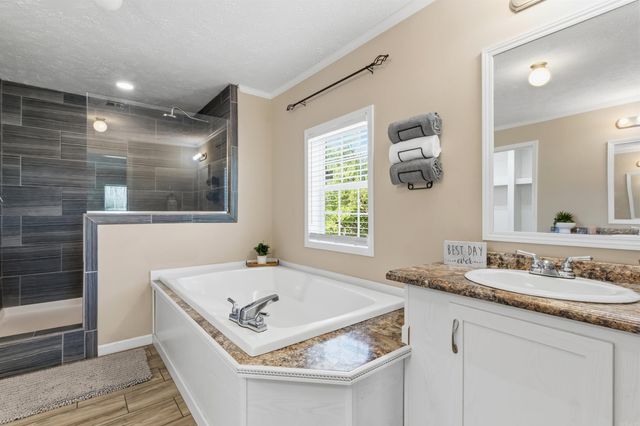 160 Oak Grove, Austin, AR 72007