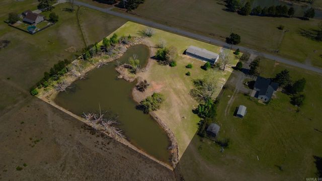 160 Oak Grove, Austin, AR 72007