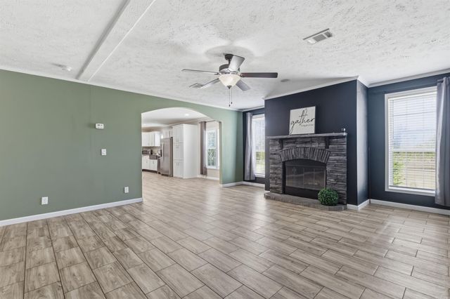 160 Oak Grove, Austin, AR 72007