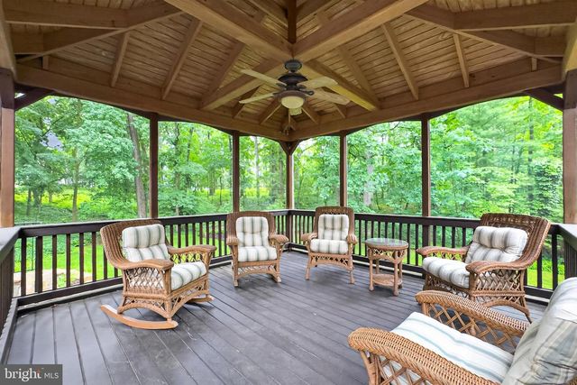 7614 WOODRIDGE CIR, Alexandria, VA 22308