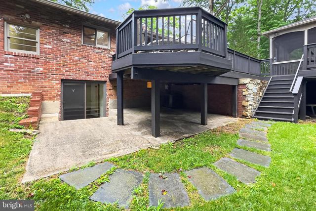 7614 WOODRIDGE CIR, Alexandria, VA 22308