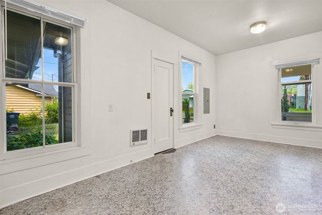 1706 24th Street, Bellingham, WA 98225