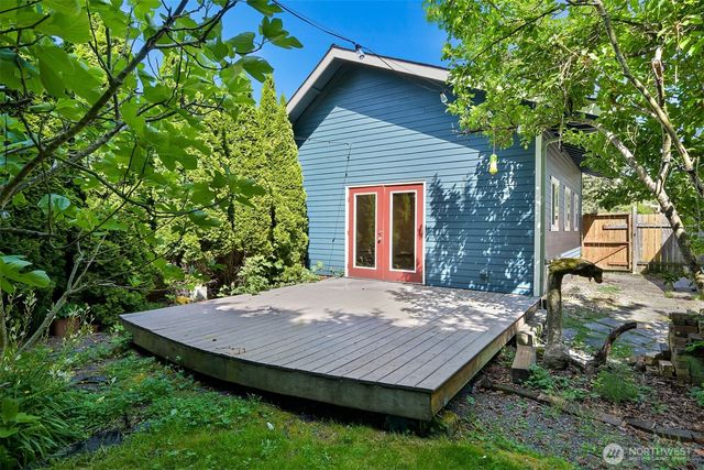 1706 24th Street, Bellingham, WA 98225