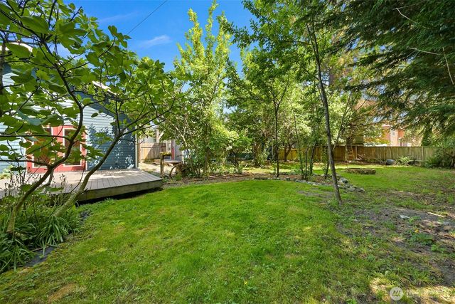 1706 24th Street, Bellingham, WA 98225
