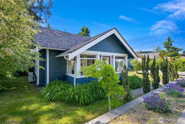 1706 24th Street, Bellingham, WA 98225