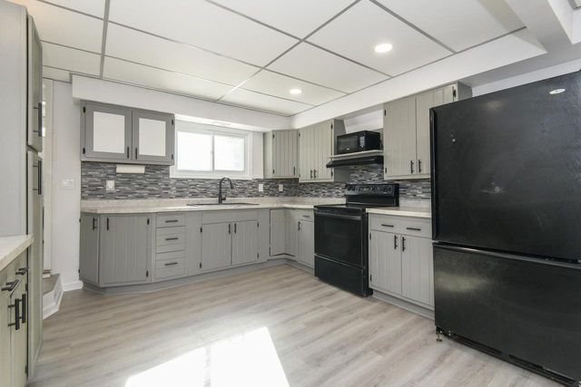 1021 Aurora STREET, Waukesha, WI 53186