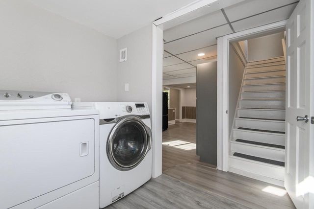 1021 Aurora STREET, Waukesha, WI 53186