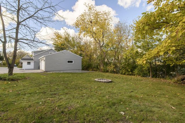 1021 Aurora STREET, Waukesha, WI 53186