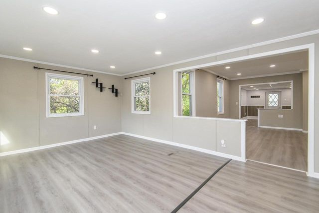 1021 Aurora STREET, Waukesha, WI 53186