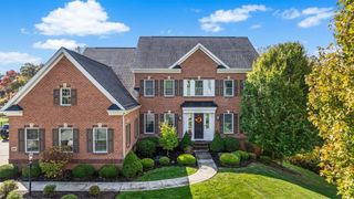 204 Durrow Ct, Pine Twp, PA 16046