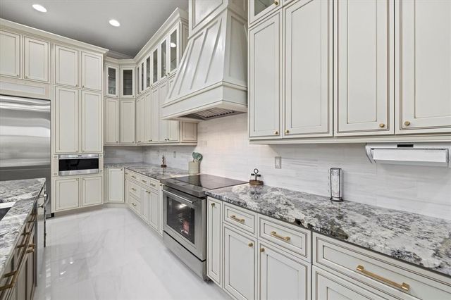 6779 ASHLEY COURT, Sarasota, FL 34241
