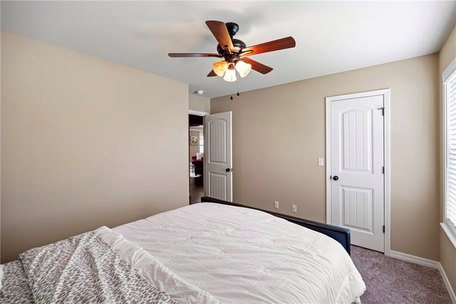 233 Redwood Lane, Russellville, AR 72802