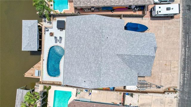 14222 Punta Bonaire Dr, Corpus Christi, TX 78418