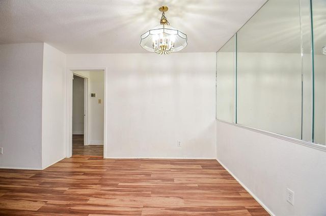 9700 Leawood Boulevard 1807, Houston, TX 77099
