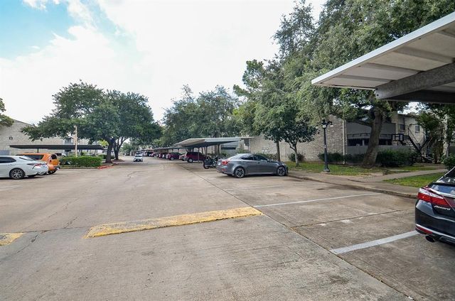 9700 Leawood Boulevard 1807, Houston, TX 77099