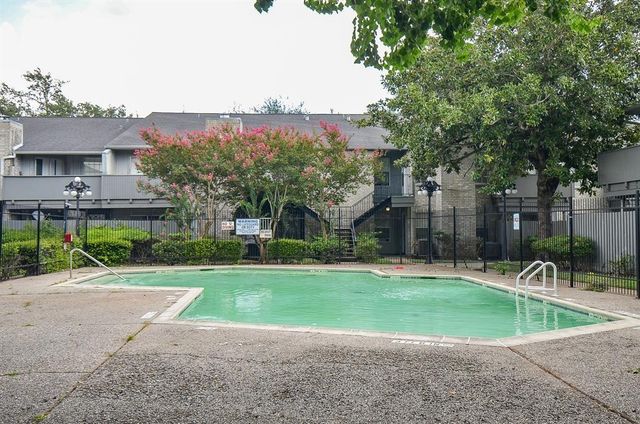 9700 Leawood Boulevard 1807, Houston, TX 77099