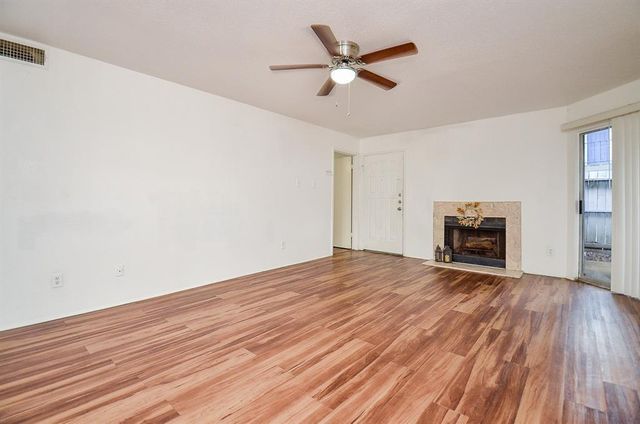 9700 Leawood Boulevard 1807, Houston, TX 77099