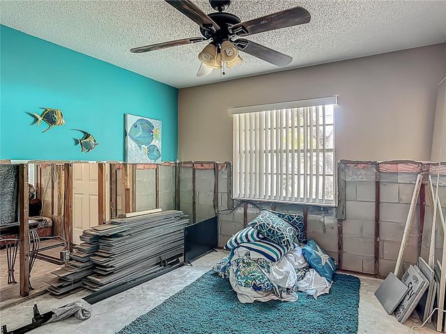 1011 SE 4TH AVENUE, Crystal River, FL 34429