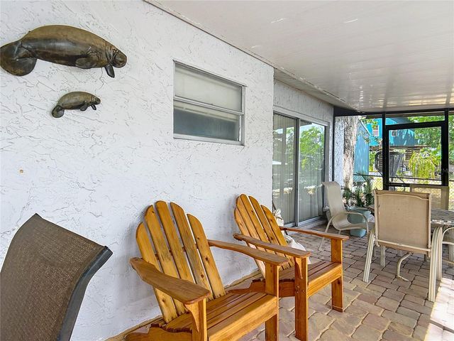 1011 SE 4TH AVENUE, Crystal River, FL 34429