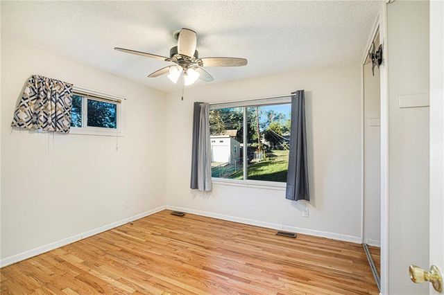 8420 N Virginia Avenue, Kansas City, MO 64155