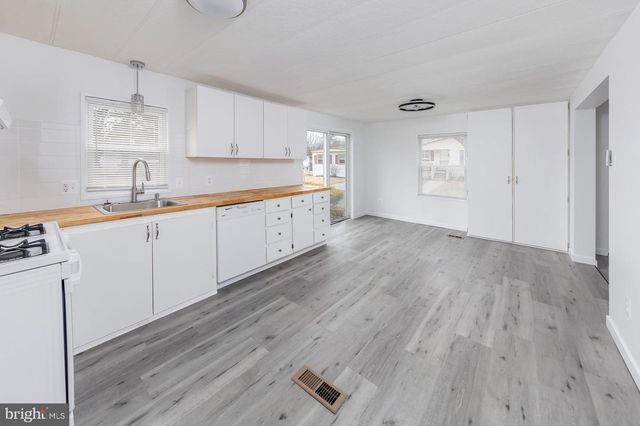 167 NEW HOPE LN, Williamstown, NJ 08094