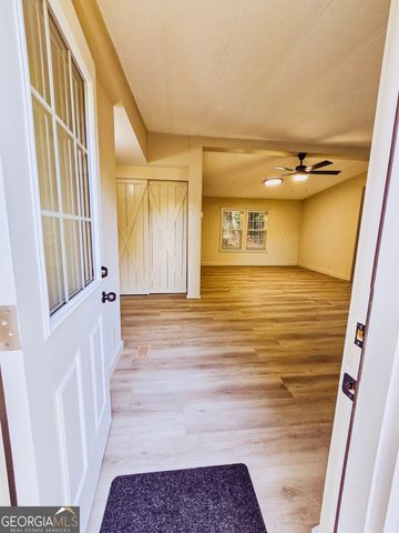 111 Loggins Road, Commerce, GA 30529
