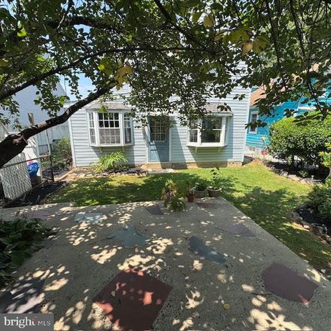 8061 FAIRVIEW ST, Philadelphia, PA 19136